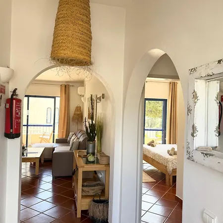 Bemposta 99a Apartment *